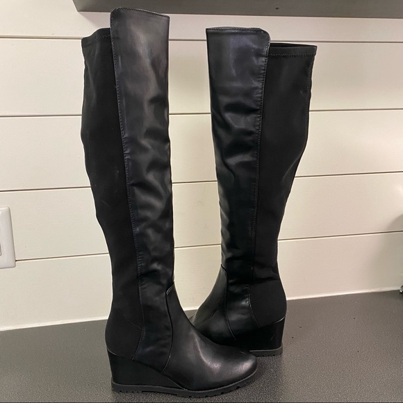 New Unisa Hayla Boot Black Leather Knee 